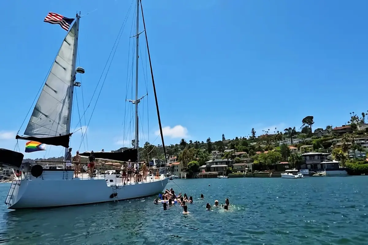 kellogg-beach-swim-charters-1200x800